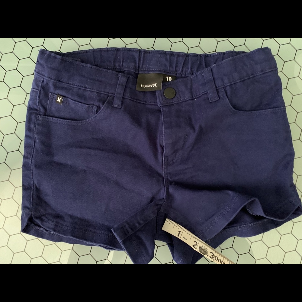 Hurley - Girls- navy blue shorts